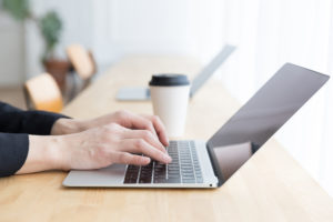 ネット婚活の実情は！？婚活サイトの利用から結婚するには